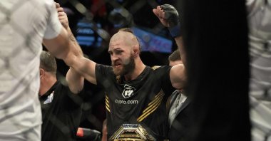 Jiri Prochazka celebrate his win against Glover Teixeira, in Singapore, June 12, 2022. (AFP PHOTO) 