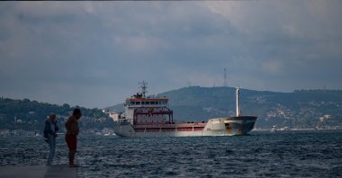 The Turkish-flagged ship Polarnet carrying tons of grain from Ukraine sails along the Bosporus Strait past Istanbul, Türkiye, Aug. 7, 2022. (AFP Photo)