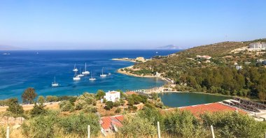 Taşlık Beach, as the name suggests, is a mixture of pebbles and sand, in Datça, Muğla, southern Türkiye. (Photo by Özge Şengelen)