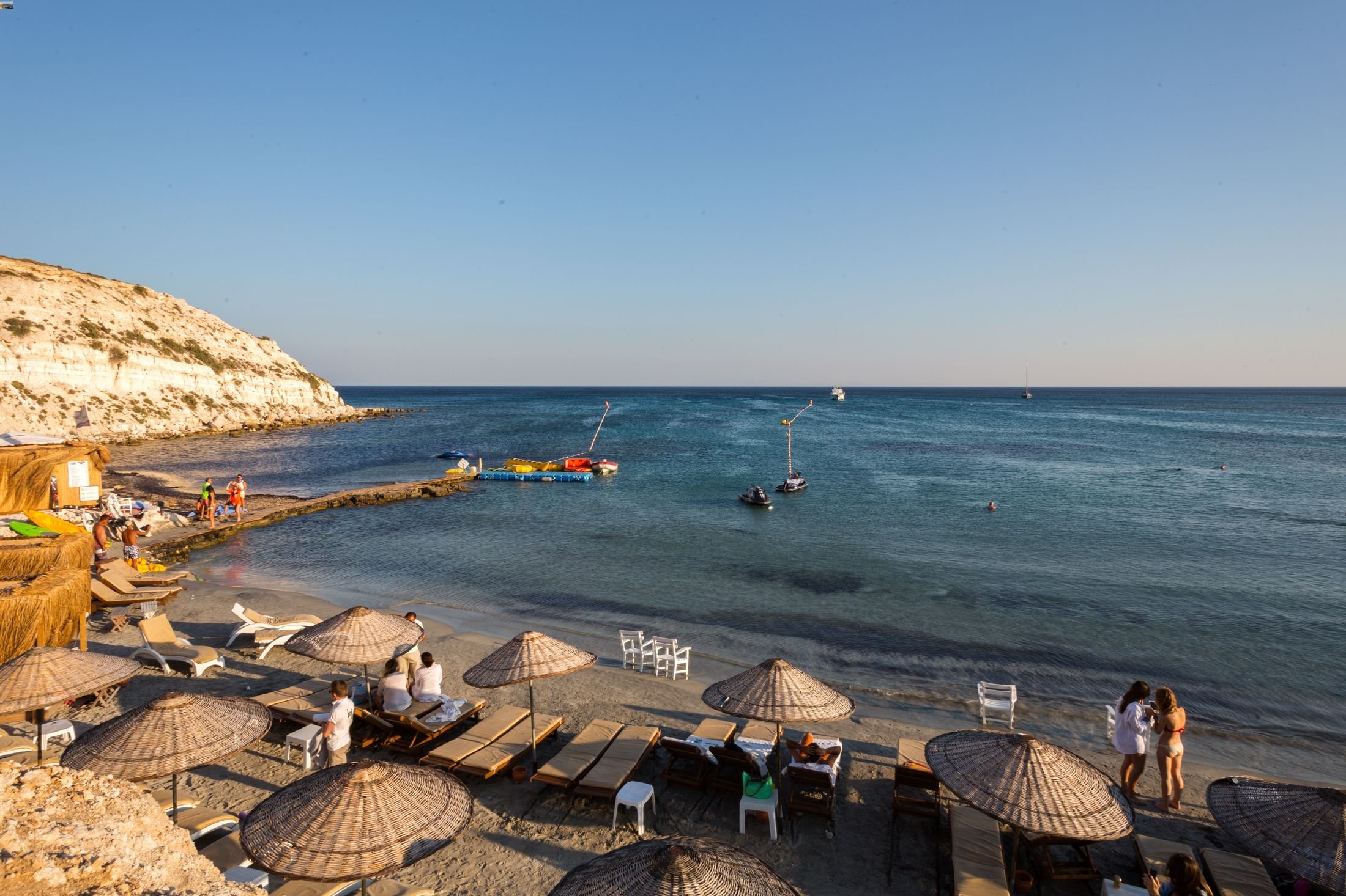 Sisi pantai Aegea selatan Türkiye yang kurang dikenal adalah tujuan yang sangat trendi yang memiliki klub pantai yang ramai, tempat Anda dapat bersantai dan bersantai dengan penuh gaya.  (Foto Shutterstock)