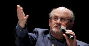 Salman Rushdie speaks during the opening day of the Positive Economy Forum in Le Havre, northwestern France, Sept. 13, 2016. (AFP File Photo)