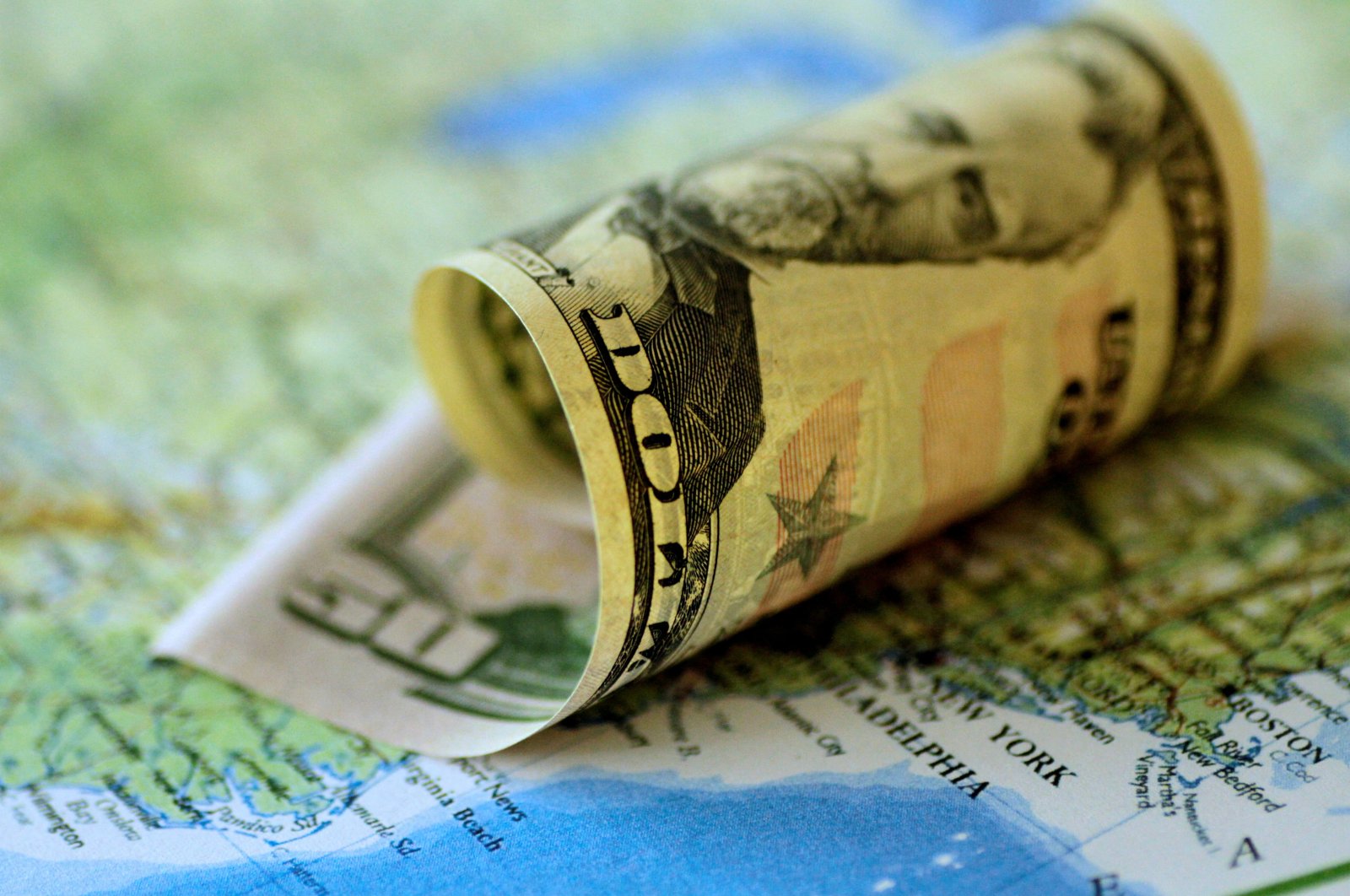 Uang tunai global mencari ‘tempat berlindung yang aman’ di tengah meningkatnya ketidakpastian