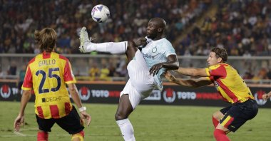 Inter Milan&#039;s Romelu Lukaku in action during a Serie A match against Lecce, Leece, Italy, Aug. 13, 2022. (Reuters Photo)