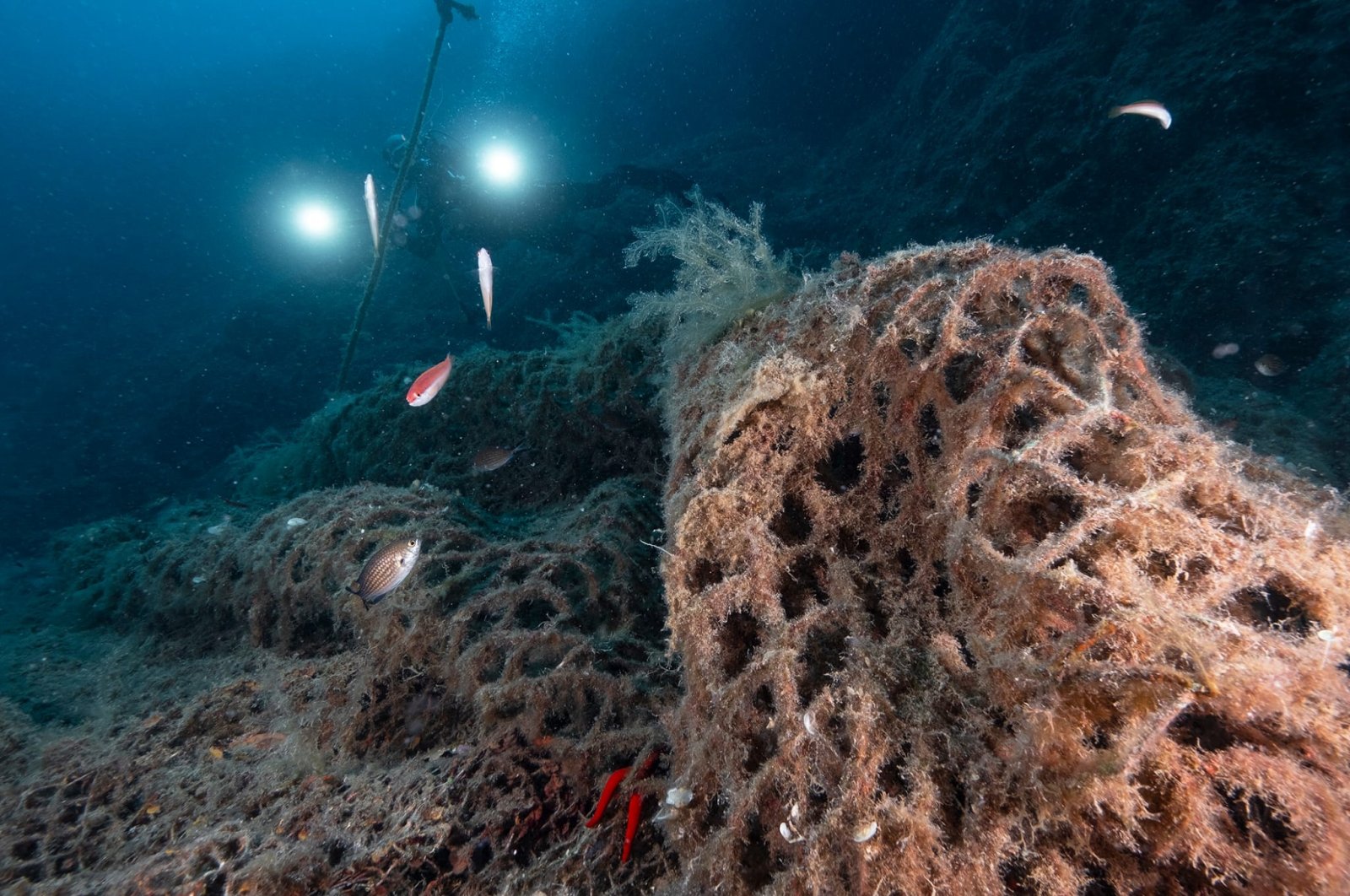 A ghost net under the sea off the coast of Karaburun, Izmir, western Türkiye, July 26, 2022. (AA PHOTO)