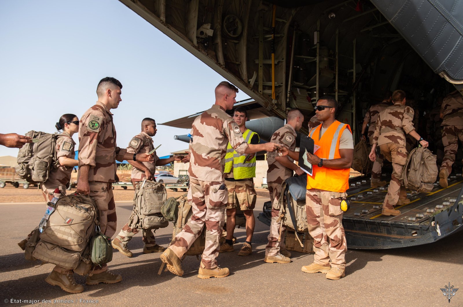 Mali menuduh Prancis diduga mempersenjatai teroris dalam surat kepada PBB