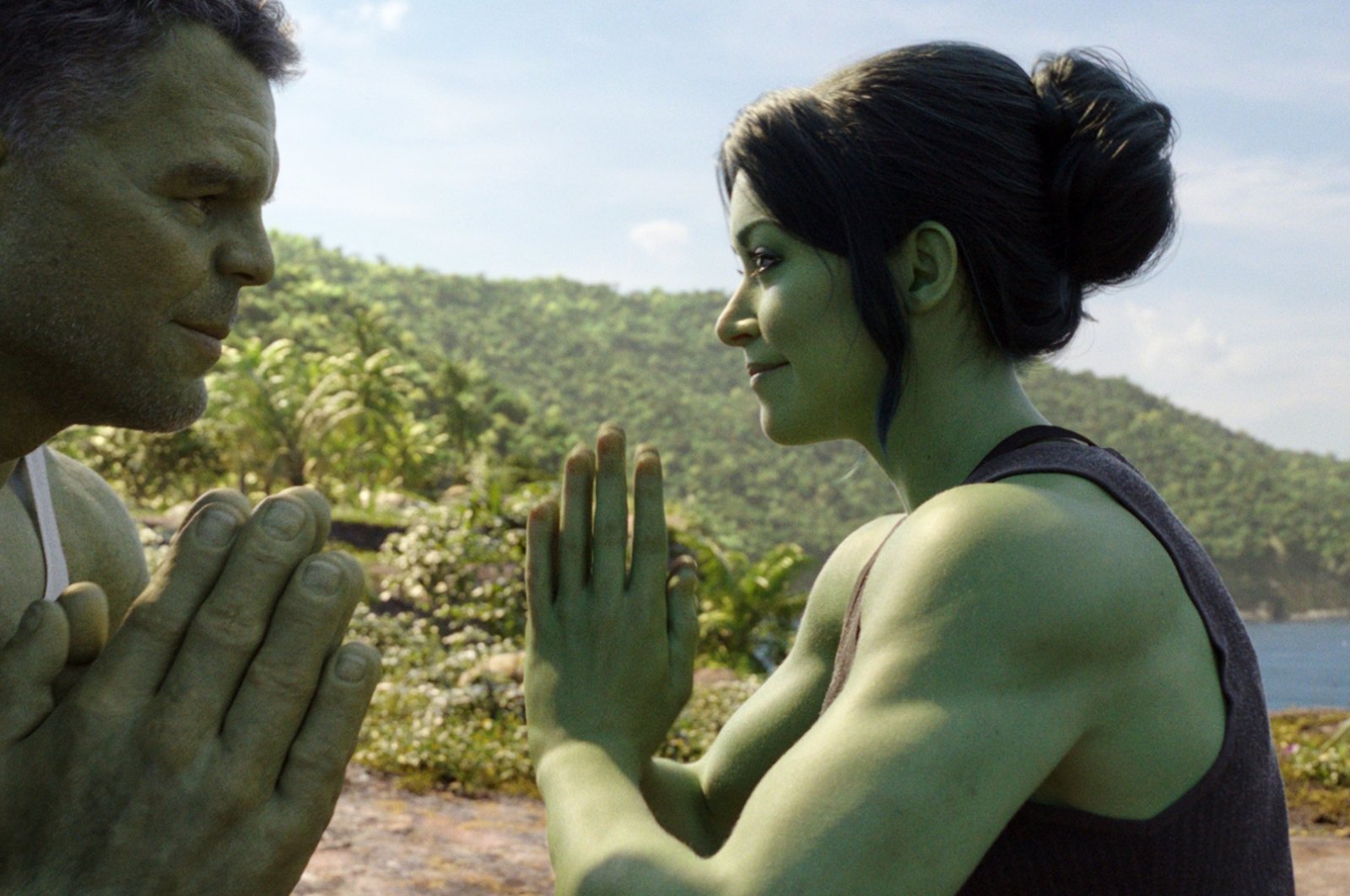 Tatiana Maslany (R) and Mark Ruffalo in &quot;She-Hulk: Attorney at law,&quot; the latest release from the Marvel universe. (dpa Photo)