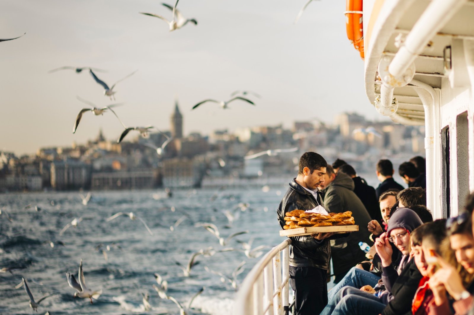 Traditional and historical flavors of Istanbul have turned into delicious street treats. (Shutterstock Photo)