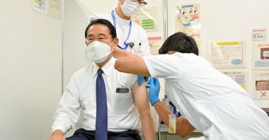 Japan's Prime Minister Fumio Kishida receives the fourth dose of the new coronavirus vaccine for COVID-19 in Tokyo, Japan, Aug. 12, 2022. (AFP Photo)