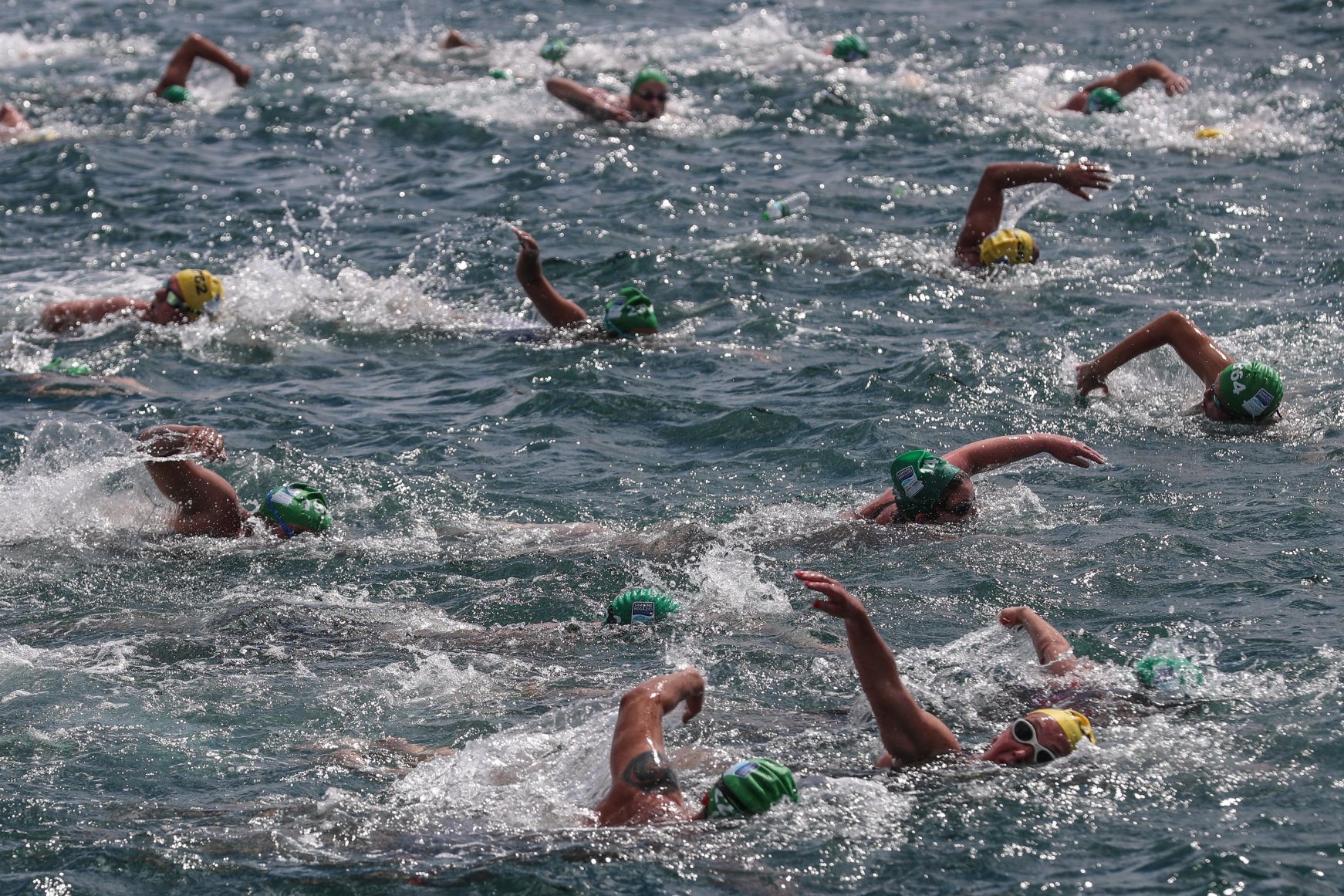 Swimmers race from Asia to Europe in Istanbul competition | Daily Sabah