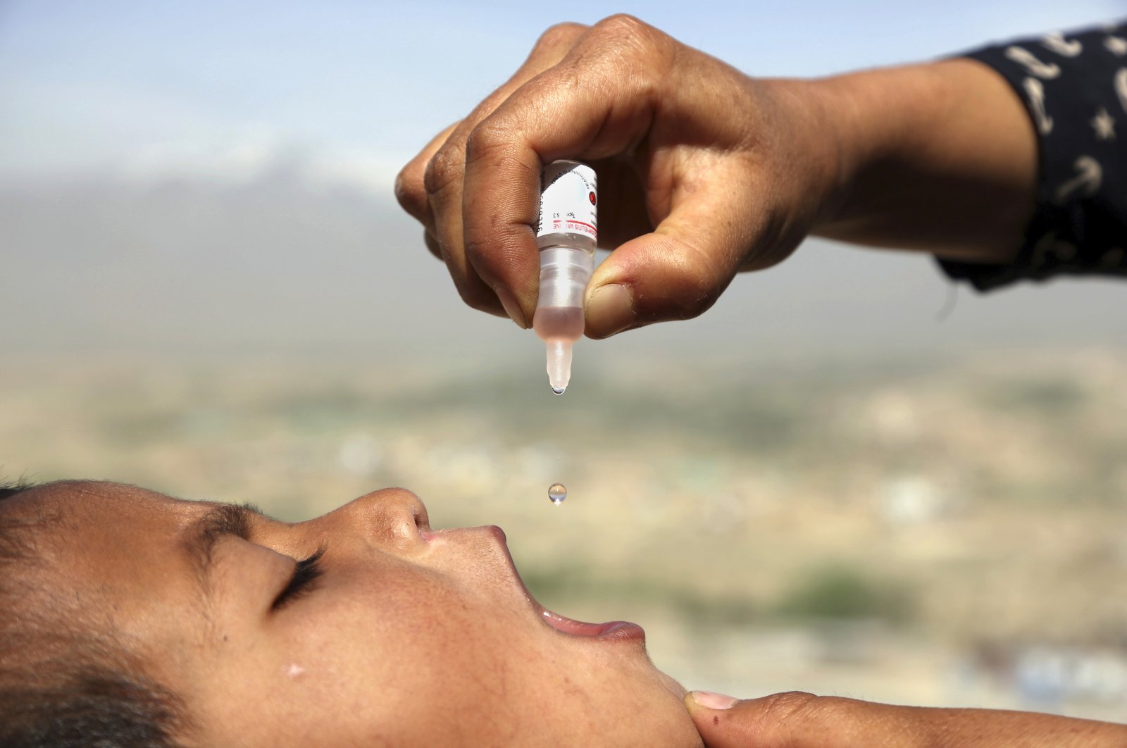 Wabah vaksin: Meningkatnya polio mengungkapkan risiko langka dari vaksin oral