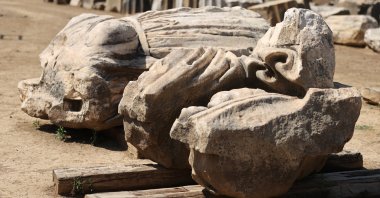 Pieces of the statues of the mythological gods Leto, Apollo and Artemis in Claros, Izmir, Türkiye, Aug. 20, 2022. (AA) 