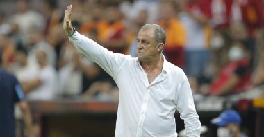 Then-Galatasaray coach Fatih Terim during a Europa League match against Lazio, Istanbul, Turkey, Sept. 16, 2021. (AP Photo)