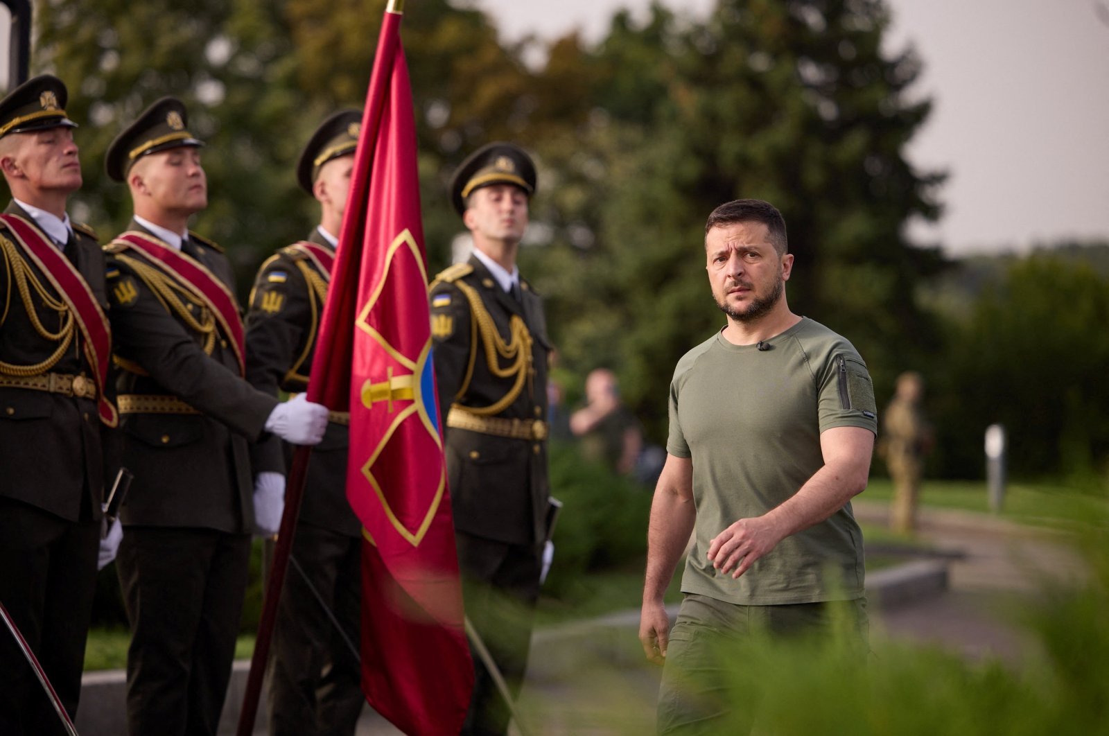 Ukraine&#039;s President Volodymyr Zelenskyy attends a raising ceremony of the country&#039;s biggest national flag to mark the Day of the State Flag, amid Russia&#039;s attack on Ukraine, in Kyiv, Ukraine, Aug. 23, 2022.  (Reuters Photo)