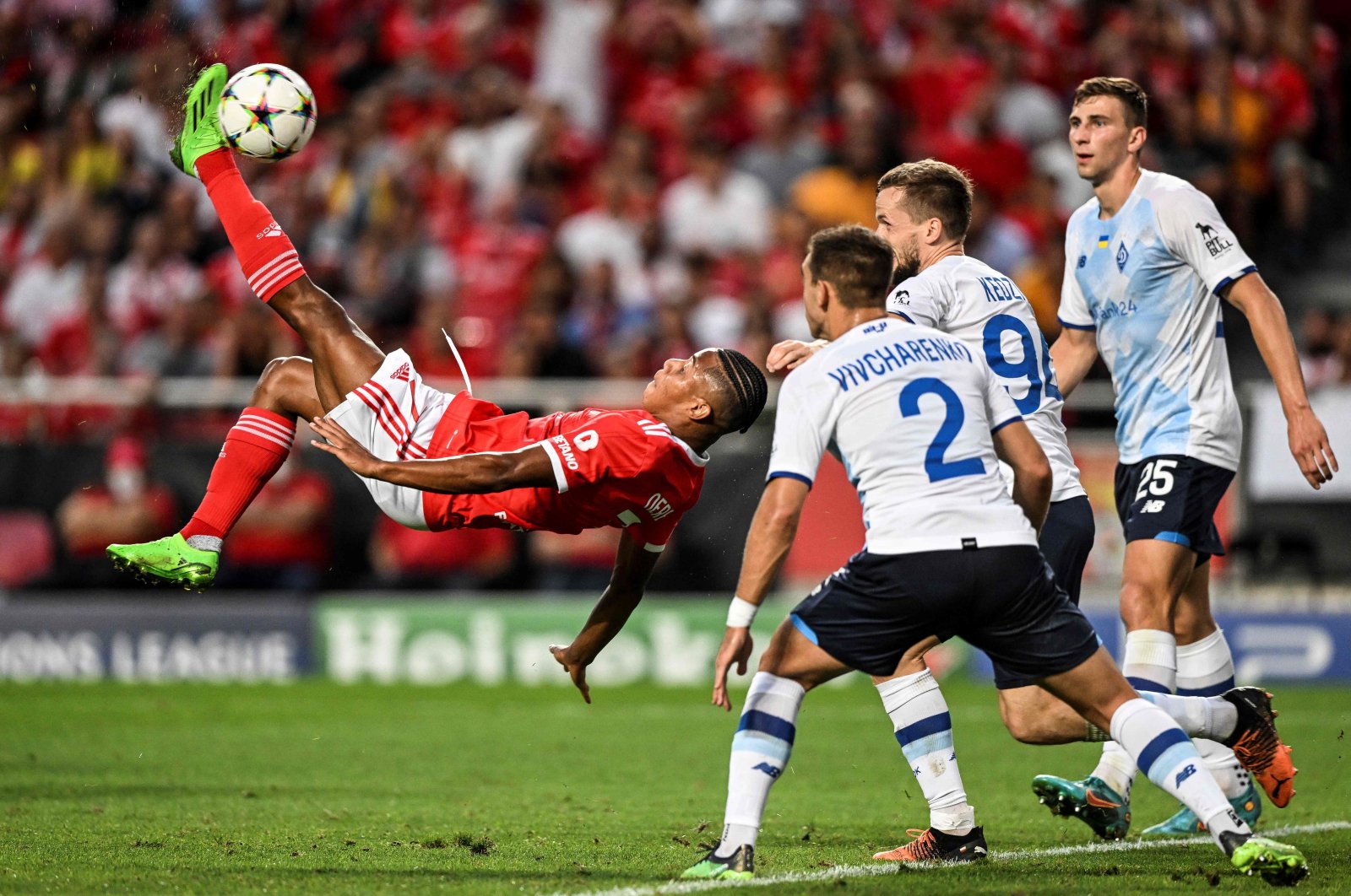 Benfica mengakhiri impian Dynamo Kyiv untuk berlayar ke Liga Champions