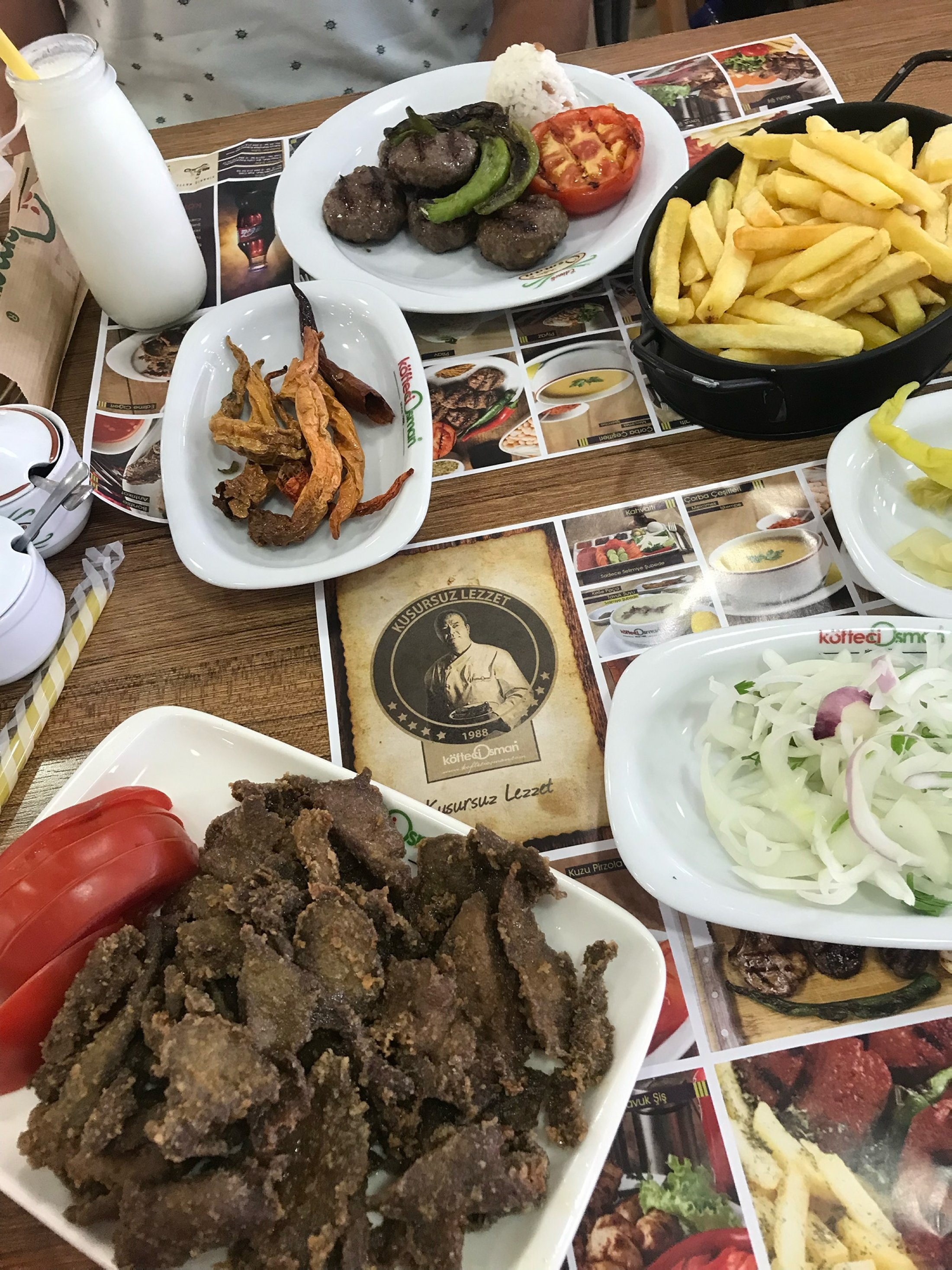 Meskipun Edirne memiliki banyak rasa yang berbeda, masakan yang paling populer adalah hati Edirne.  (Foto oleh zge engelen)