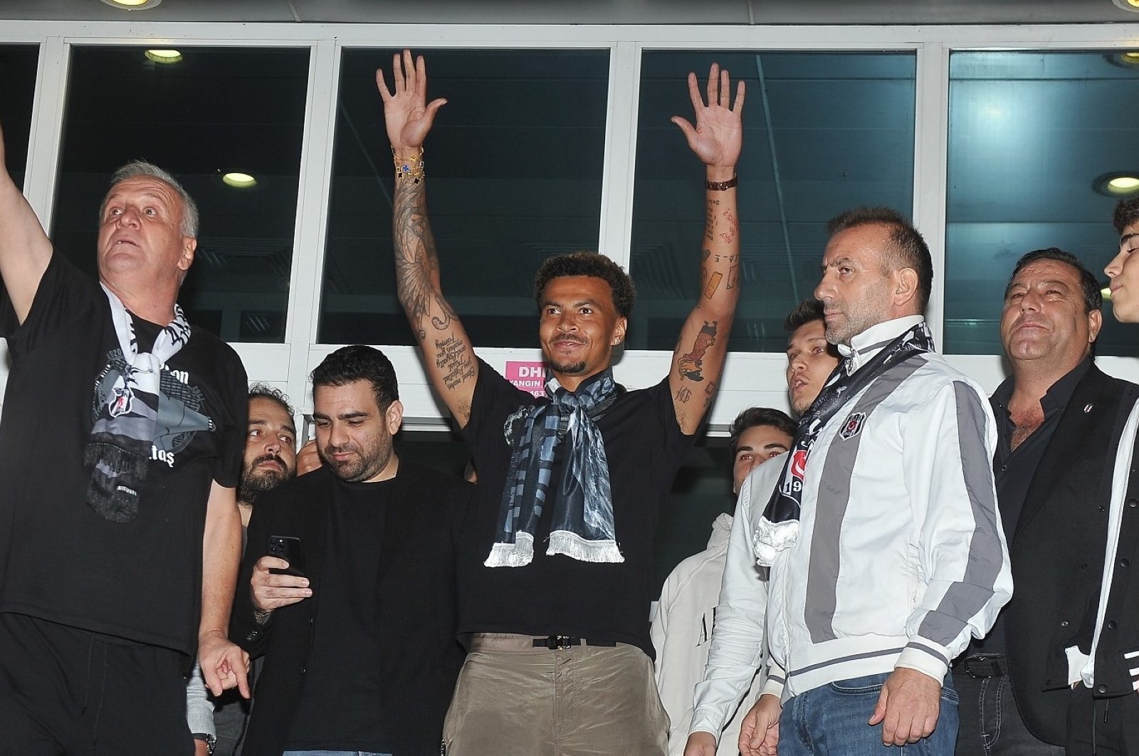 Bintang Inggris Dele Alli di Istanbul untuk bergabung dengan raksasa Turki Beşiktaş