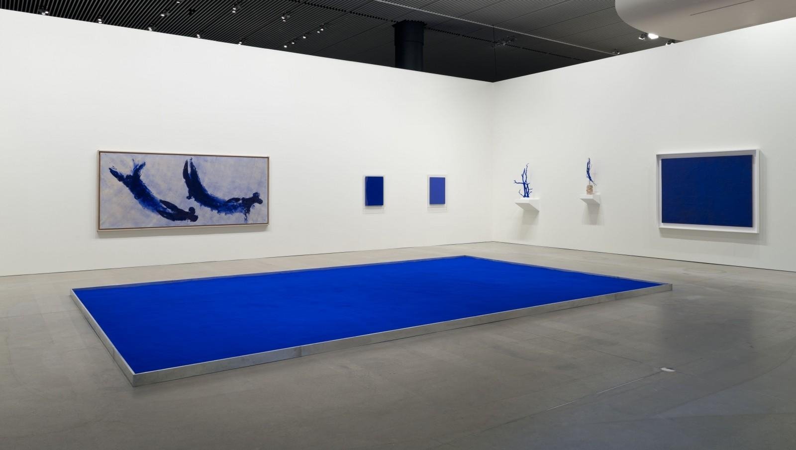 Pameran Yves Klein di Museum Seni Modern dan Kontemporer (MAMAC).  (Courtesy of Yves Klein Arsip)