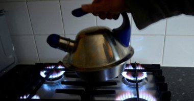 A gas cooker is seen in Boroughbridge, northern England, Nov. 13, 2012. (Reuters Photo)