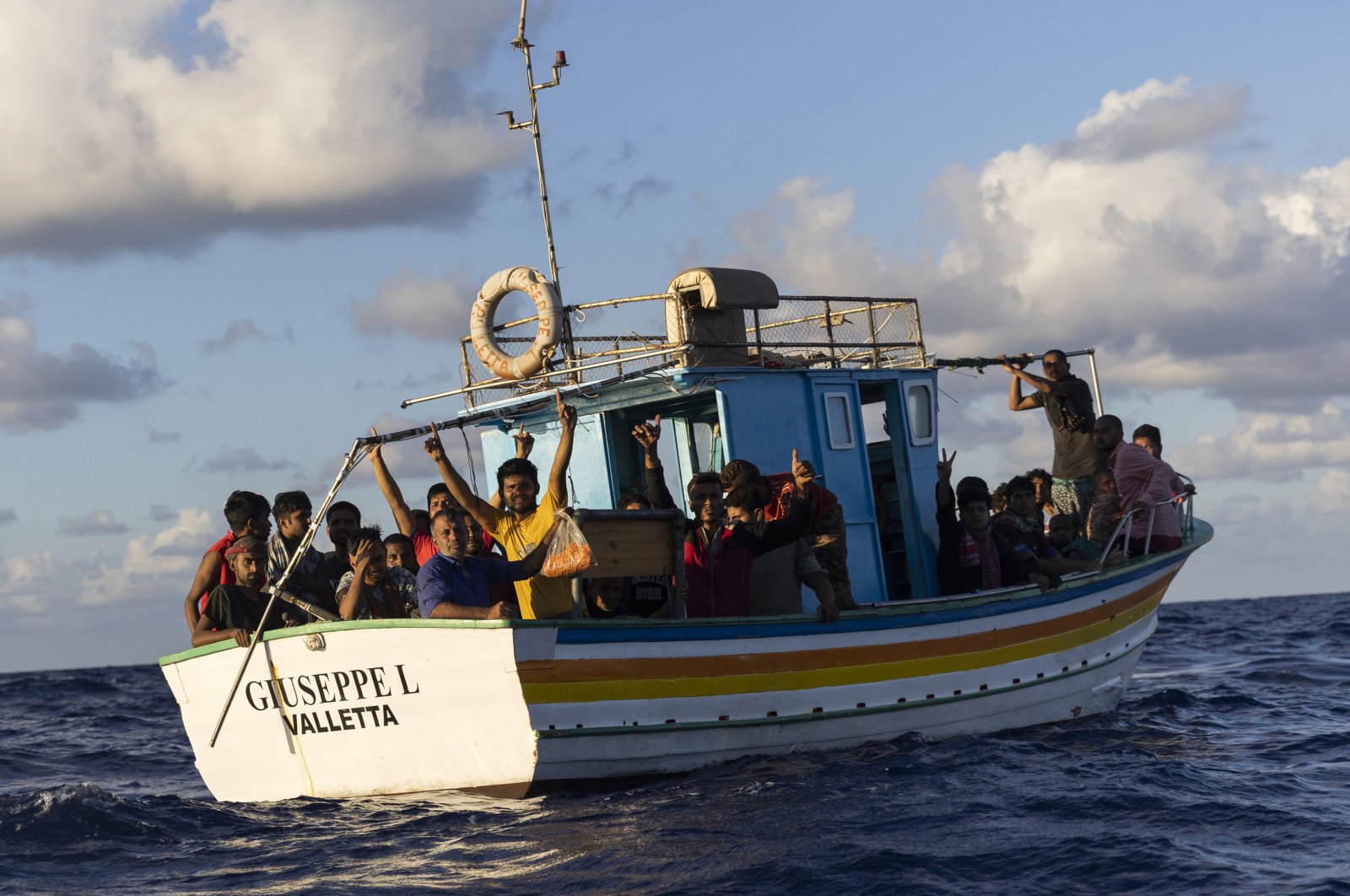 SOS Mediterranee menyelamatkan 60 migran, termasuk 1 bayi
