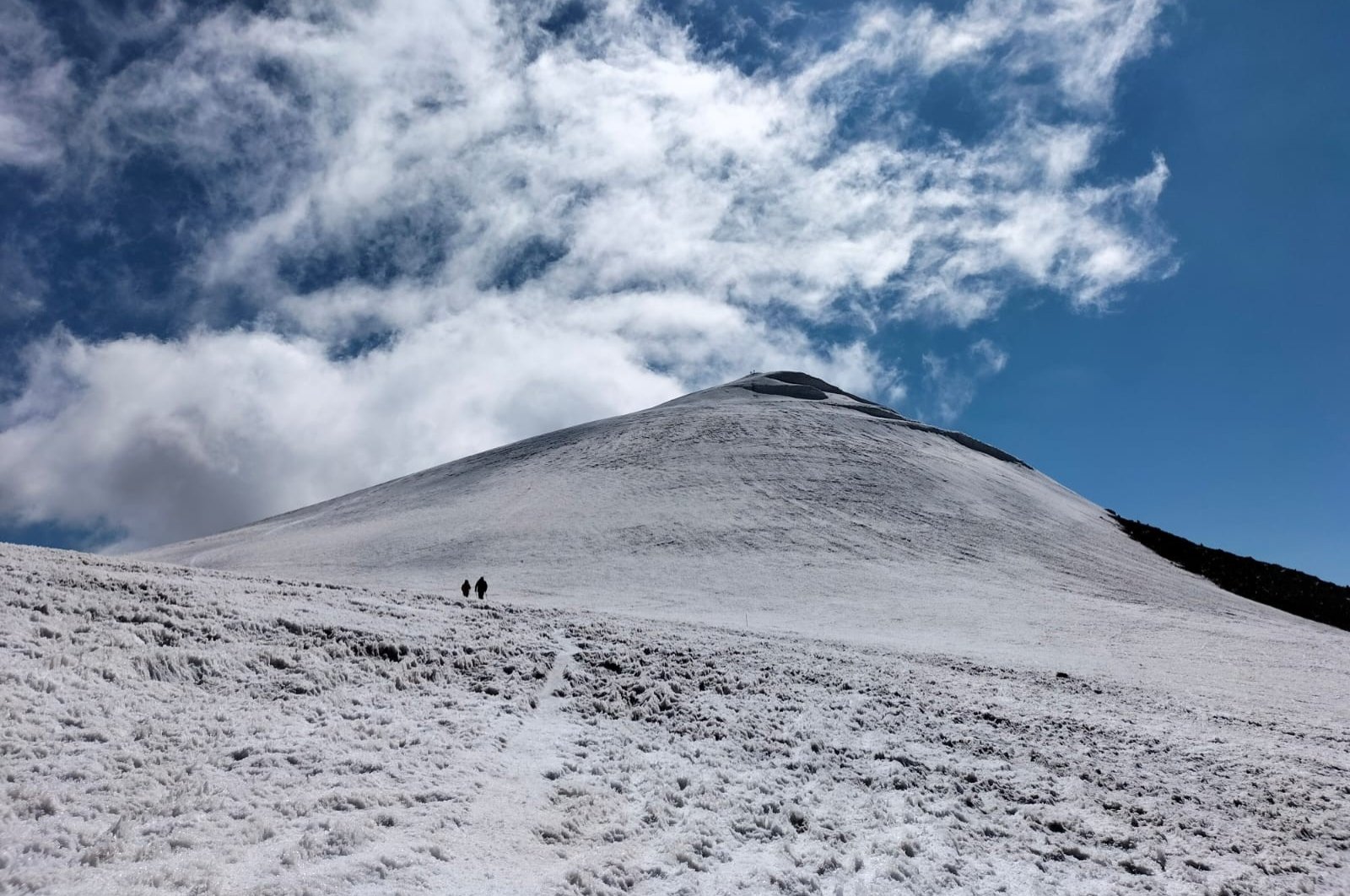 Gunung Ağrı di Türkiye menarik lebih banyak pendaki di tengah peningkatan keamanan