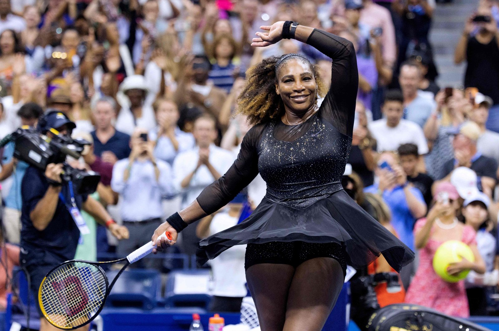 Serena Williams celebrates beating Danka Kovinic in the 2022 U.S. Open, New York, U.S., Aug. 29, 2022. (AFP Photo)