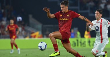 AS Roma's Paulo Dybala in action against Monza in a Serie A match, Rome, Italy, Aug. 30, 2022. (AFP Photo)