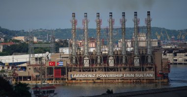 A Turkish Karadeniz Erin Sultan powership operates at Havana's bay, Cuba, Aug. 30, 2022. (Reuters Photo)