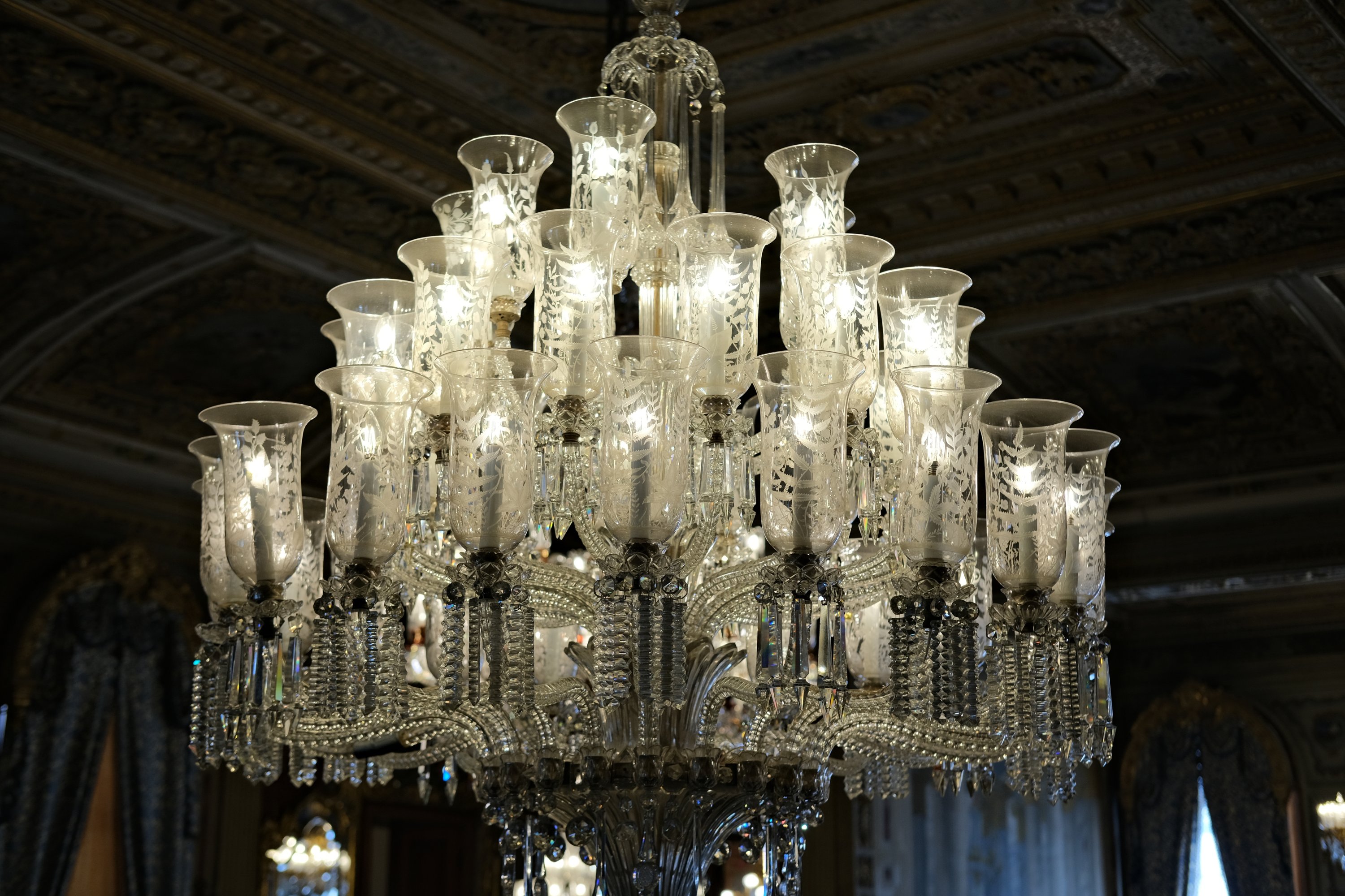 A chandelier at Dolmabahçe Palace, Istanbul, Türkiye, Sept. 2, 2022. (AA Photo)