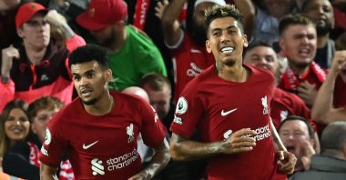 Liverpool's Roberto Firmino (R) celebrates scoring in a Premier League match against Newcastle United, Liverpool, England, Aug. 31, 2022. (AFP Photo)