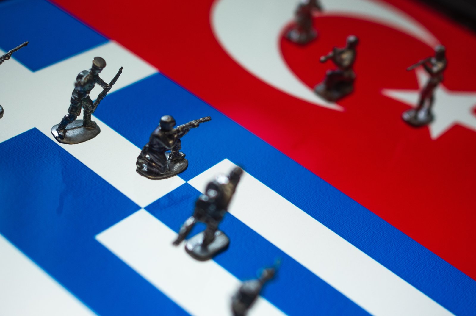 Taktik ketegangan Yunani hanya mendukung politik berbahaya