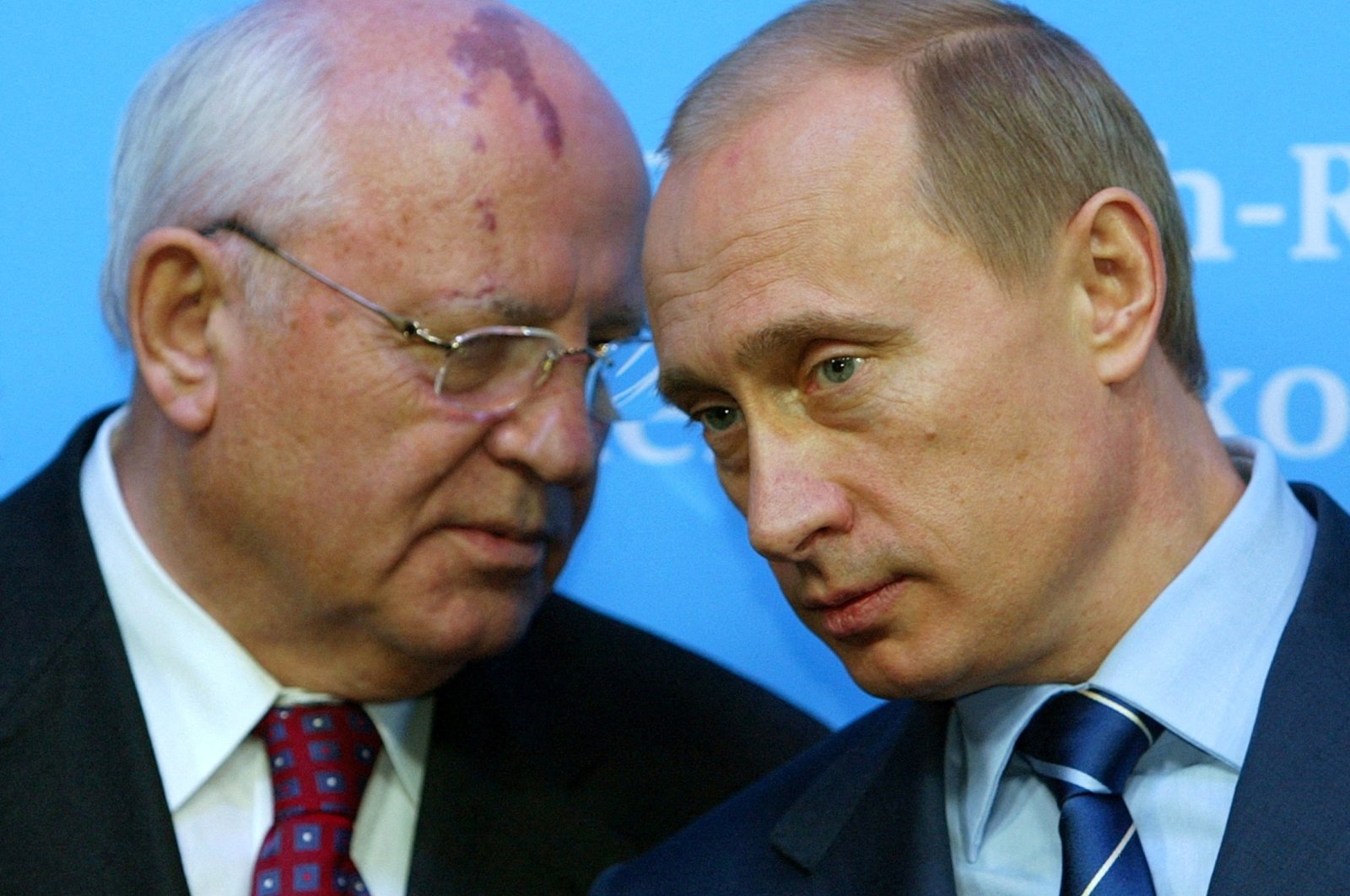 Rusia akan mengubur mantan pemimpin Soviet Gorbachev tanpa Putin
