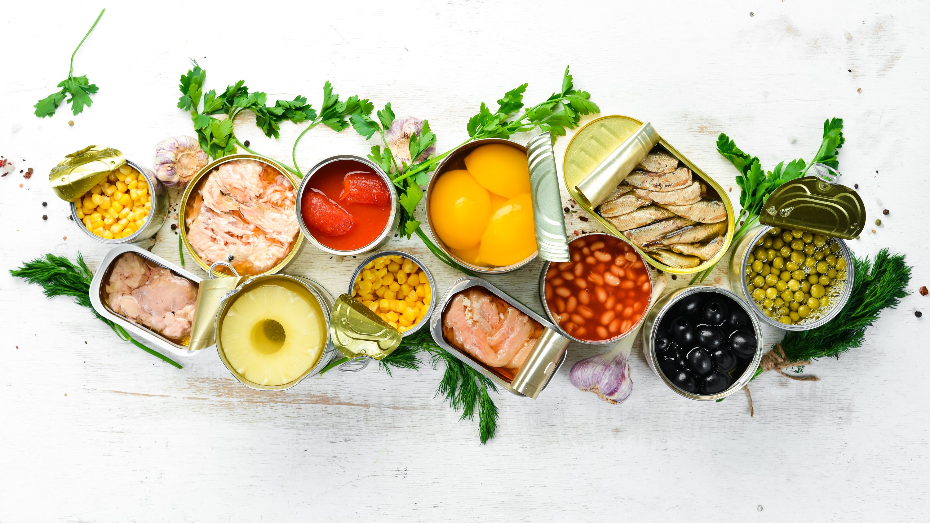 Instead of canned food at the market, you can prepare your own canned food at home. (Shutterstock) 