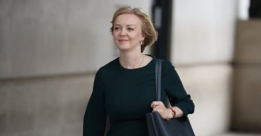 Conservative leadership candidate Liz Truss arrives at Broadcasting House ahead of her appearance on BBC&#039;s Sunday with Laura Kuenssberg show in London, Britain, Sept. 4, 2022. (Reuters Photo)