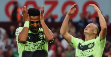 Man City's Riyad Mahrez (L) reacts after missing to score in a Premier League match against Aston Villa, Birmingham, England, Sept. 3, 2022. (AFP Photo)