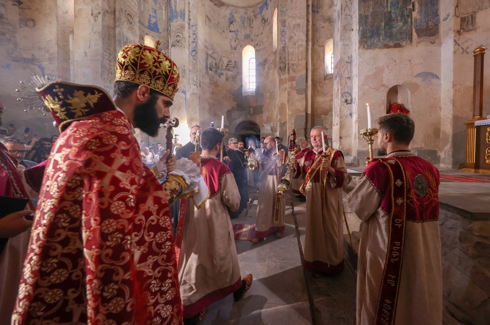 Priests during an annual service at the Akdamar Church, Van, Türkiye, Sept. 5, 2022. (AA Photo)