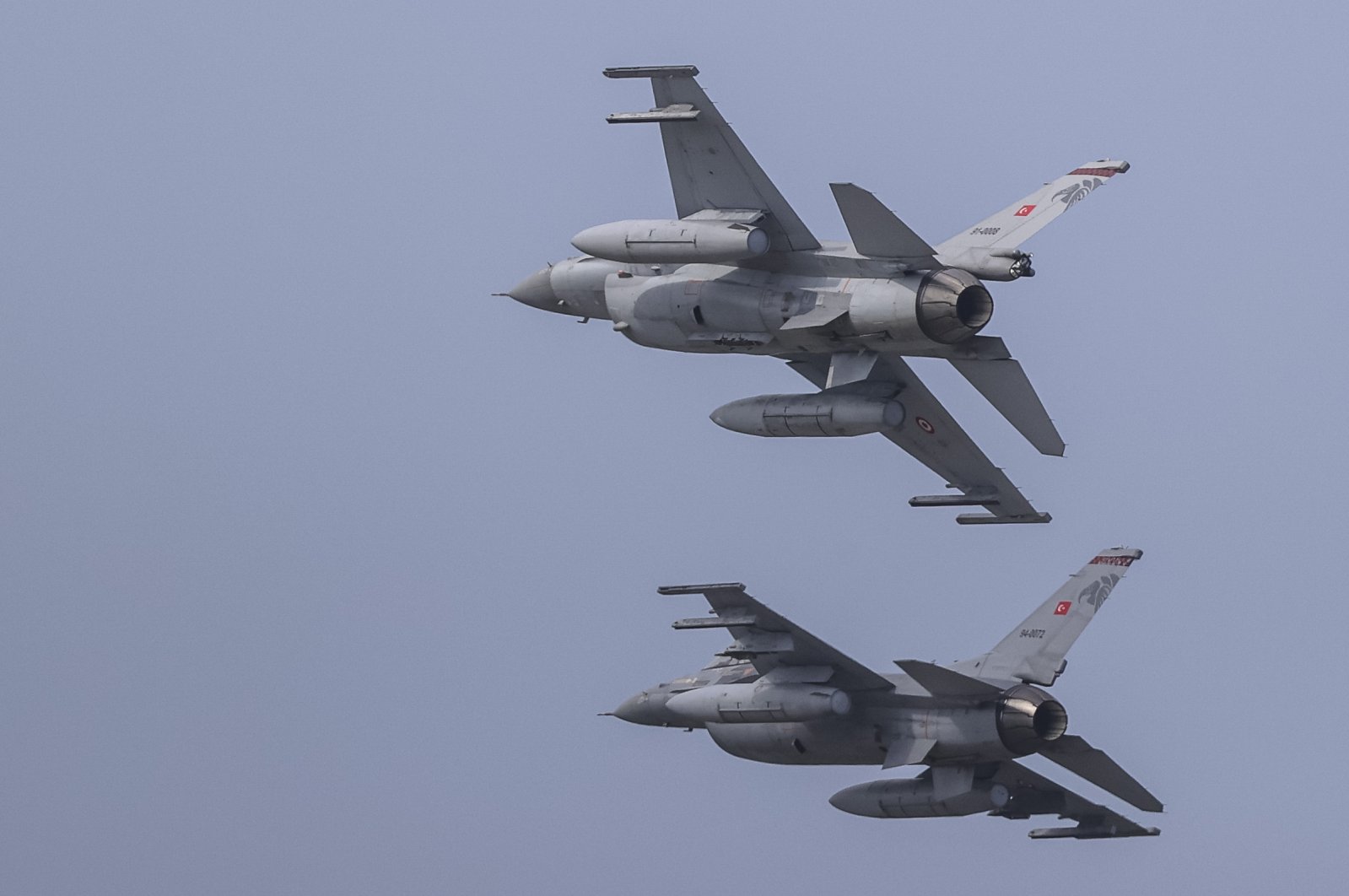 F-16 jets are seen during a flight at Teknofest in Samsun province, Türkiye, Sept. 2, 2022. (AA Photo)