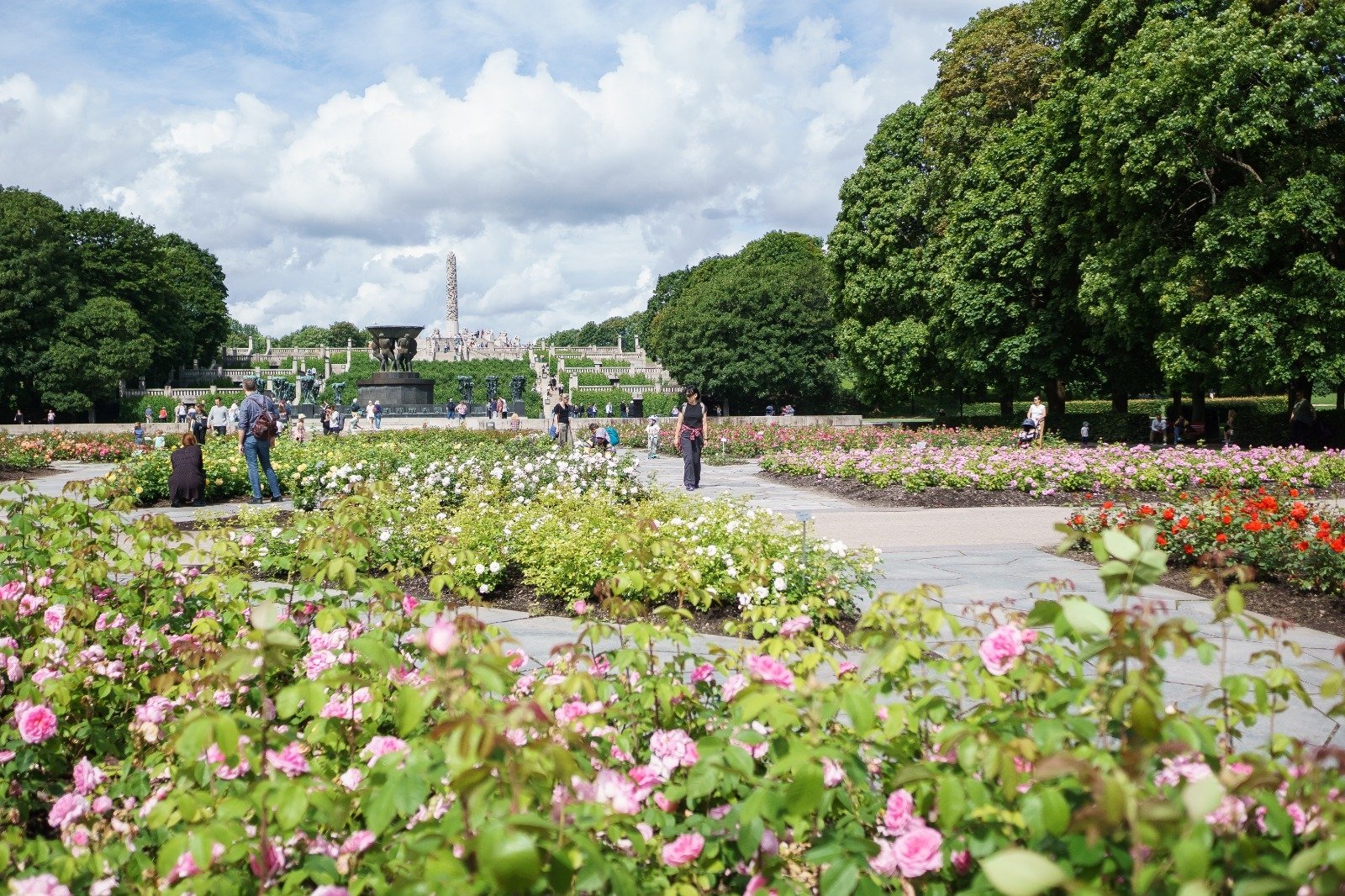 Vigelandpark terletak di sebelah barat pusat kota Oslo dan menawarkan istirahat dari keramaian dan hiruk pikuk.  (Foto DPA)