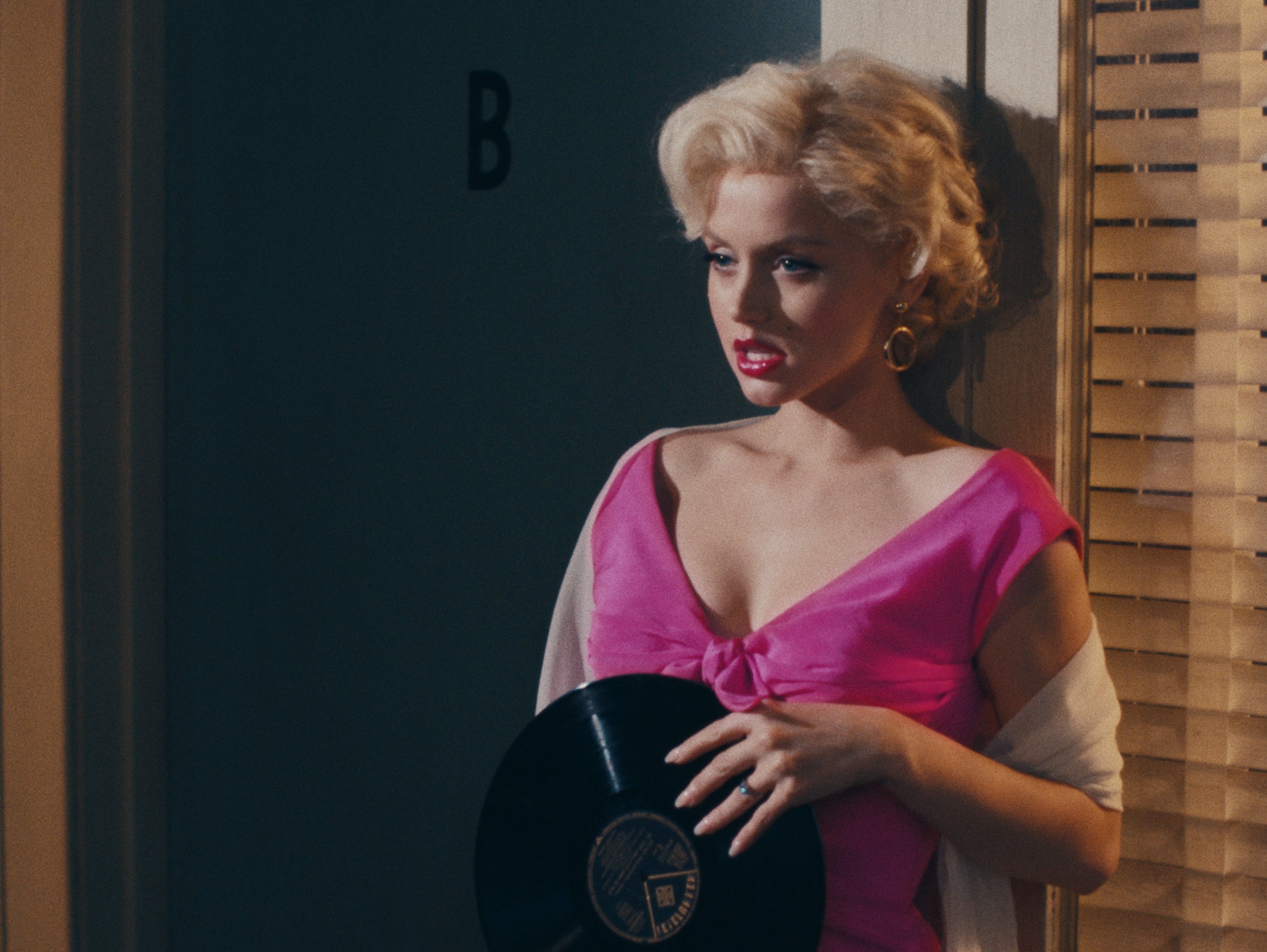 This image released by Netflix shows Ana de Armas as Marilyn Monroe in 'Blonde.' (AP Photo)
