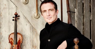 Tedi Papavrami is among the performers of the Istanbul International Chamber Music Festival.