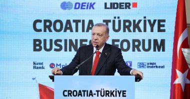 President Recep Tayyip Erdoğan addresses the Türkiye-Croatia Business Forum in the capital Zagreb, Croatia, Sept. 8, 2022. (AA)