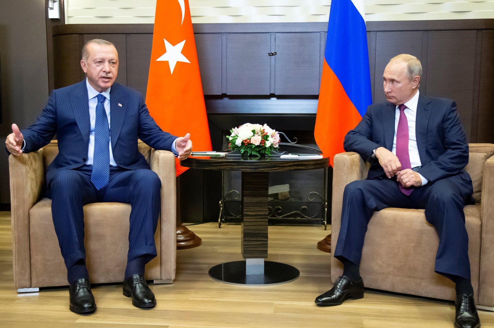 President Recep Tayyip Erdoğan (L) and Russian President Vladimir Putin meet in Sochi, Russia, Sept. 17, 2018. (Reuters Photo)