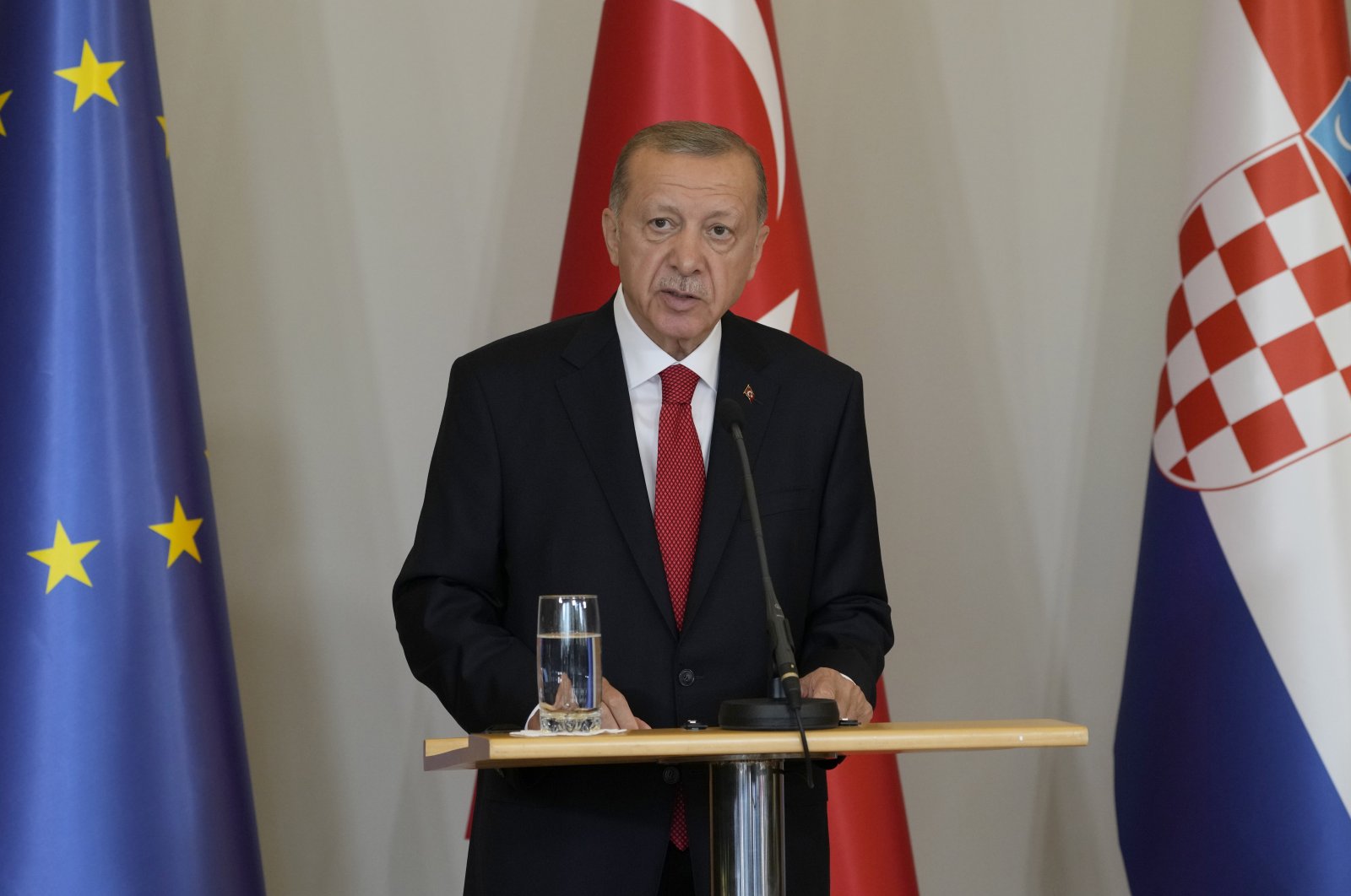 President Recep Tayyip Erdoğan addresses the media after meeting his Croatian counterpart Zoran Milanovic in Zagreb, Croatia, Sept. 8, 2022. (AP Photo)