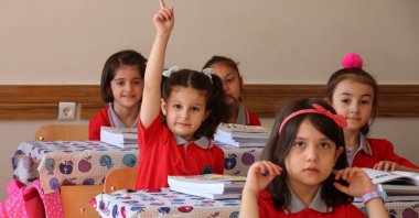 Students attend classes on the first day of the academic year, Siirt, Türkiye, Sept. 12, 2022. (AA Photo)