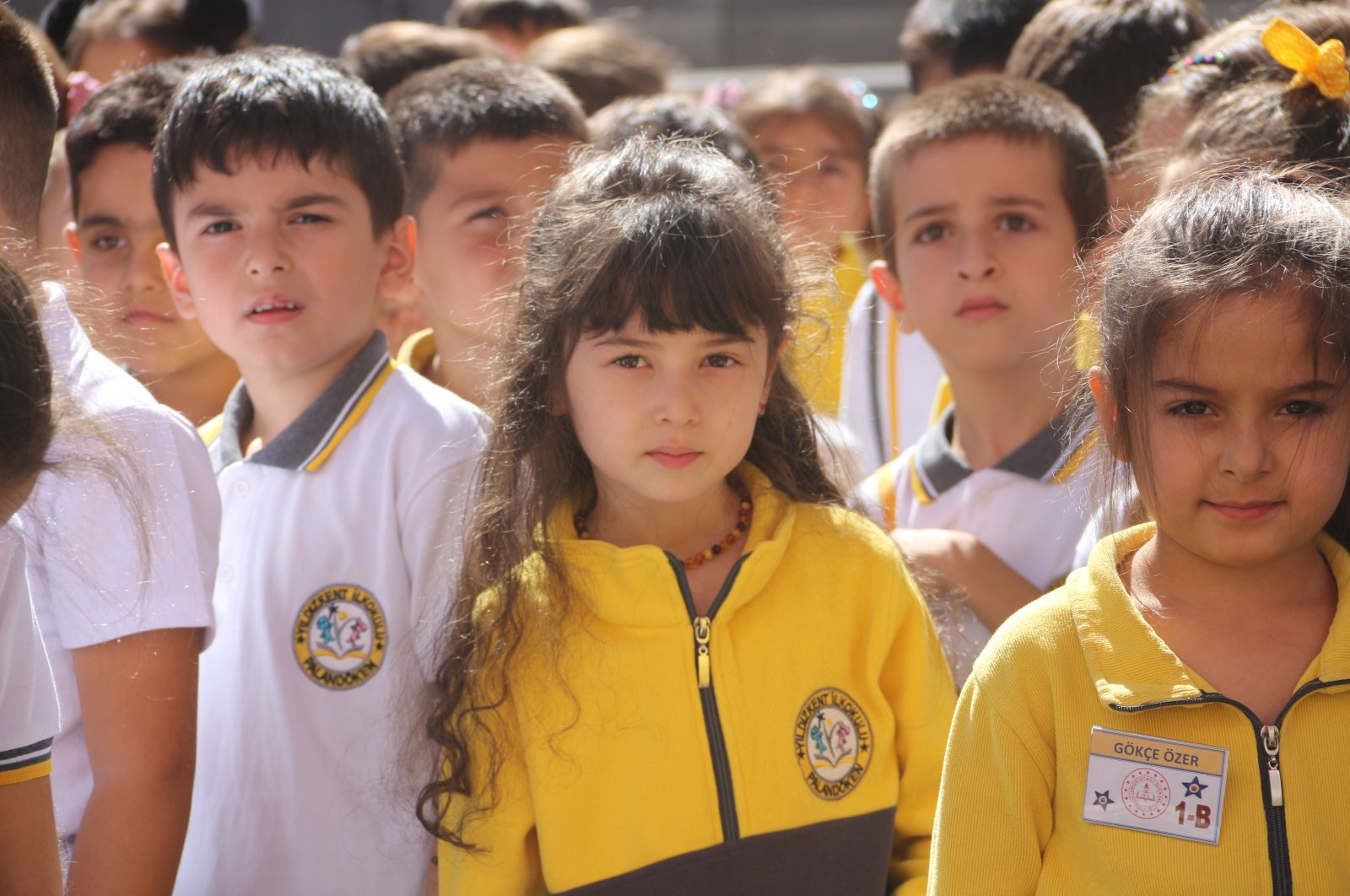 Children on the first day of school in Erzurum, Türkiye, Sept. 12, 2022. (IHA Photo)