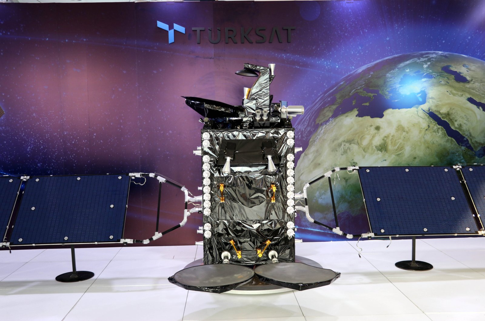 A mockup of Türksat’s 4B satellite is on display during the Teknofest aviation and technology festival, in Samsun, northern Türkiye, Sept. 3, 2022. (AA Photo)