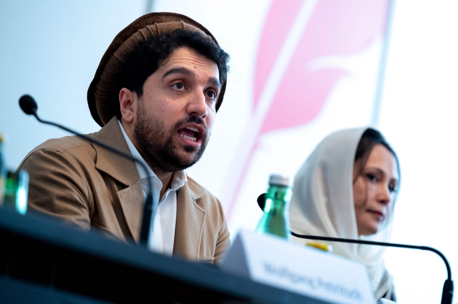 Ahmad Massoud (L), leader of the National Resistance Front of Afghanistan and Aliya Yilmaz, Afghan women&#039;s rights activist, speak to journalists at the intra-Afghanistan conference, Vienna, Austria, Sept. 16, 2022. (AFP Photo)