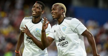 Paul and Mathias Pogba (R) during a friendly match, Medellin, Colombia, June 25, 2017. (AFP Photo)