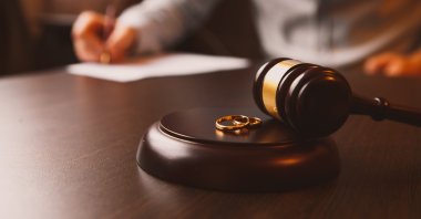 Experts say divorces rose especially during and aftermath of COVID-19 pandemic in Türkiye. (Shutterstock Photo) 