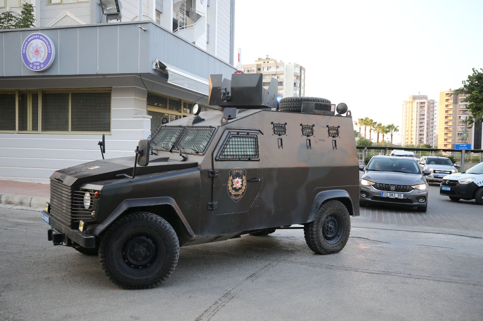 Security forces conduct a counterterrorism operation in southern Mersin province, Türkiye, Sept. 15, 2022 (AA Photo)