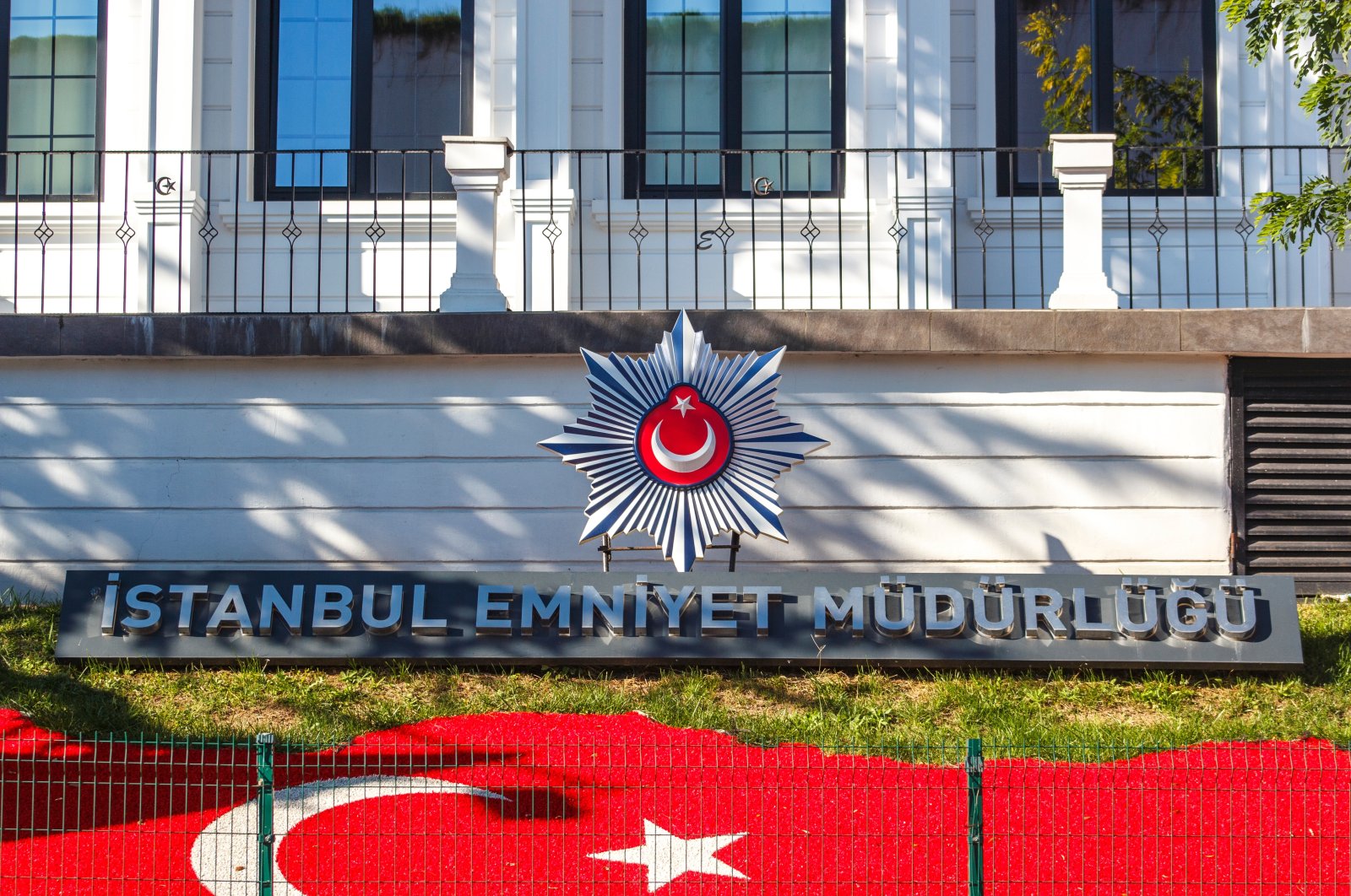 The sign of the Istanbul General Directorate of Security, in Istanbul, Türkiye, Oct. 1, 2021. (Shutterstock Photo)
